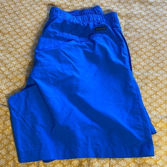 Columbia Blue Swim Trunks Omni-Shade Size Large - Picture 1 of 5
